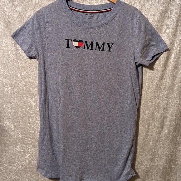 Tommy Hilfiger Sleepwear Tee EUC - Picture 2 of 4